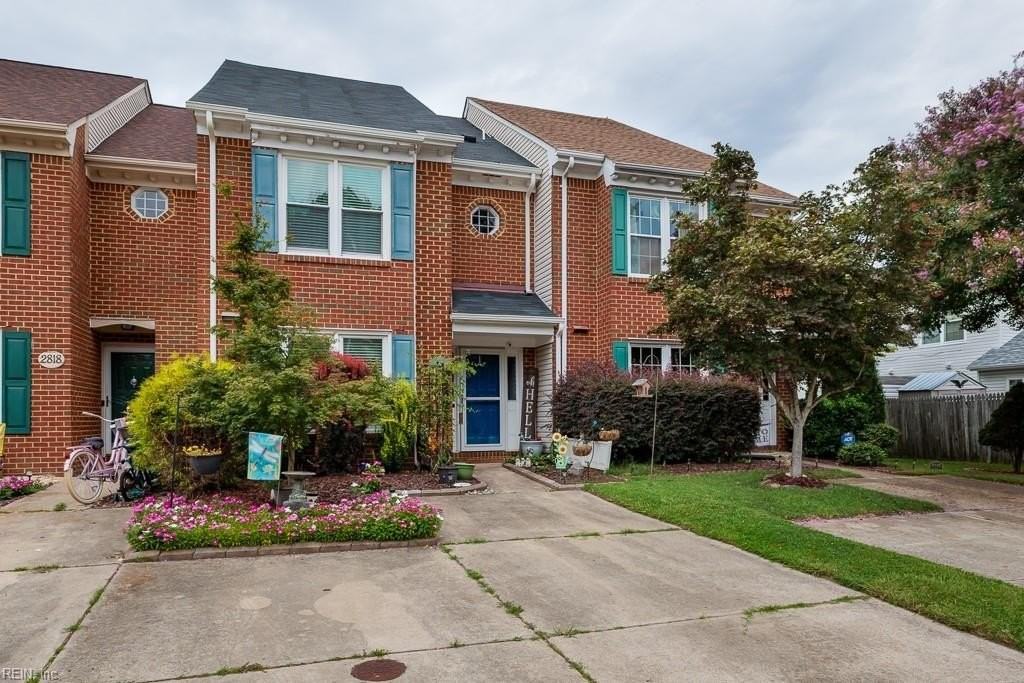 2820 Cardiff Ln - Photo 2 of 42