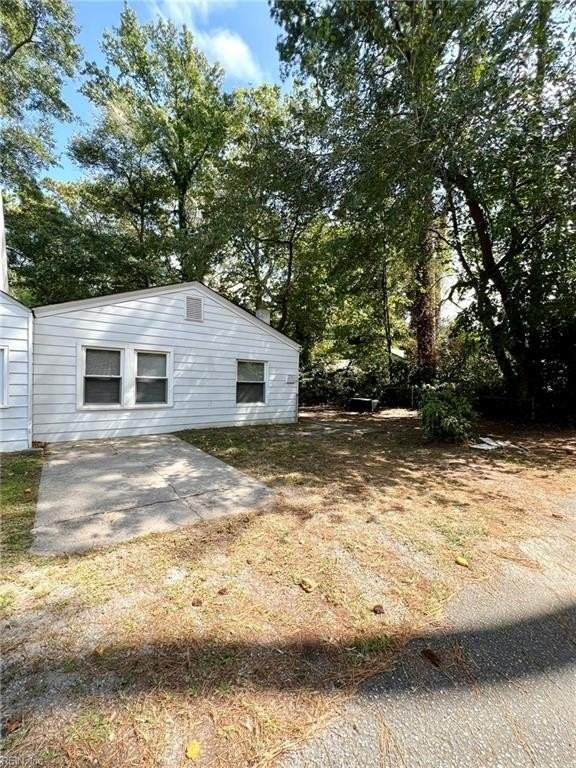 239 E Bayview Blvd #3 - Photo 5 of 30