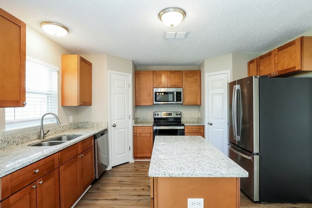 2959 Micah Ct - Photo 6 of 17