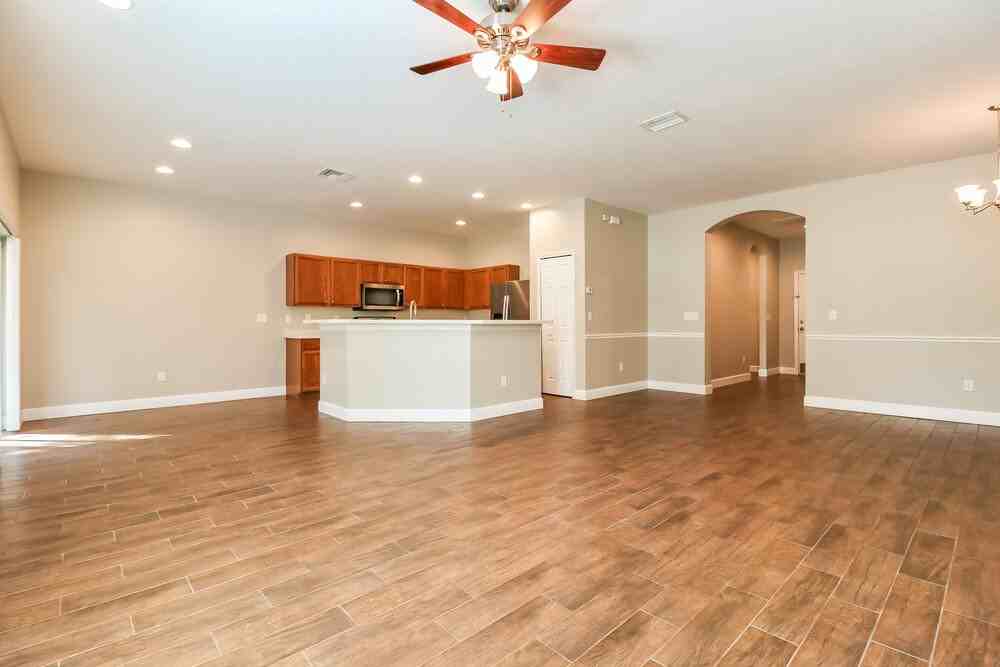 742 Star Pointe Dr - Photo 3 of 16