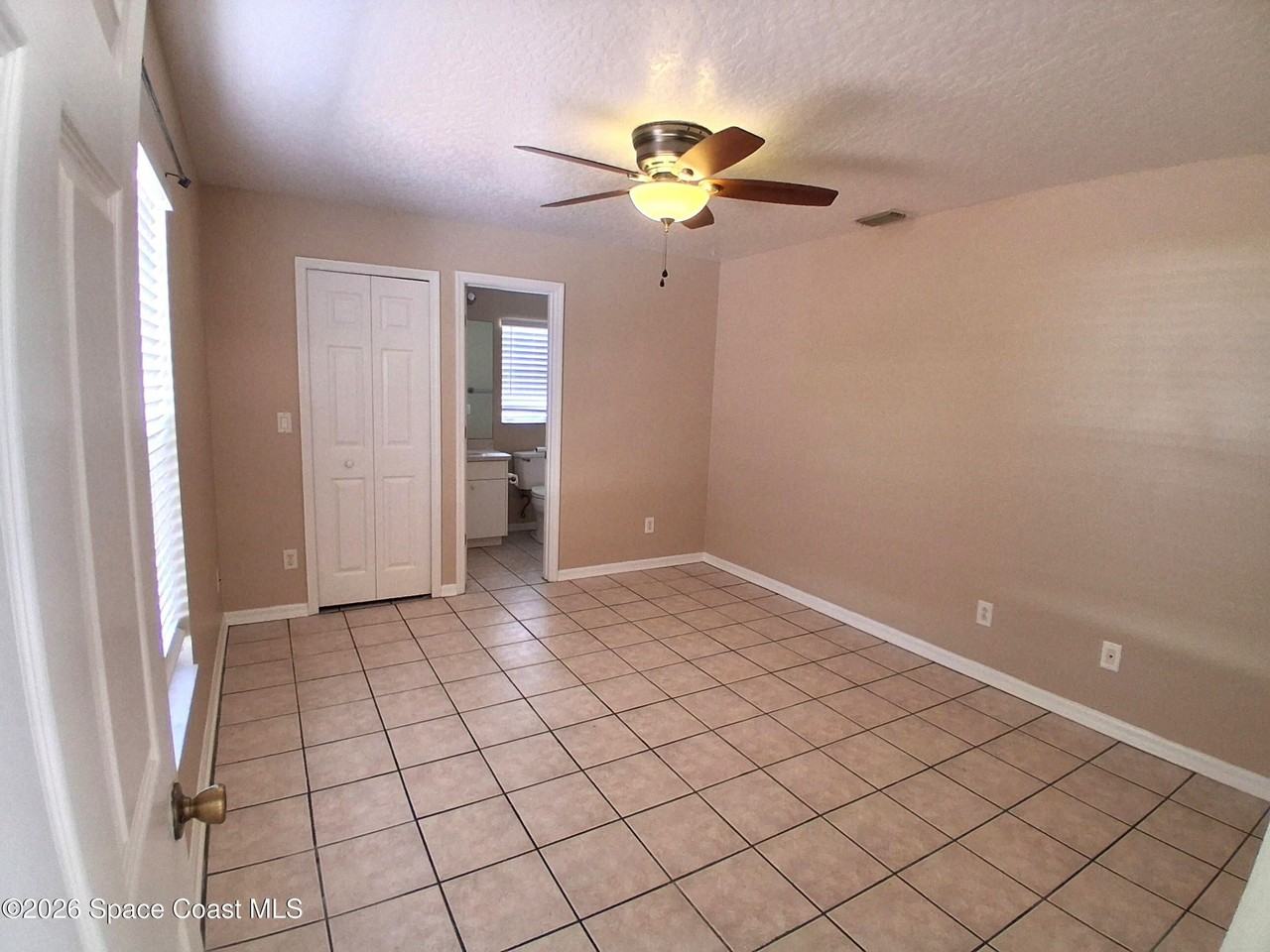 1351 Danbury St Sw - Photo 7 of 20