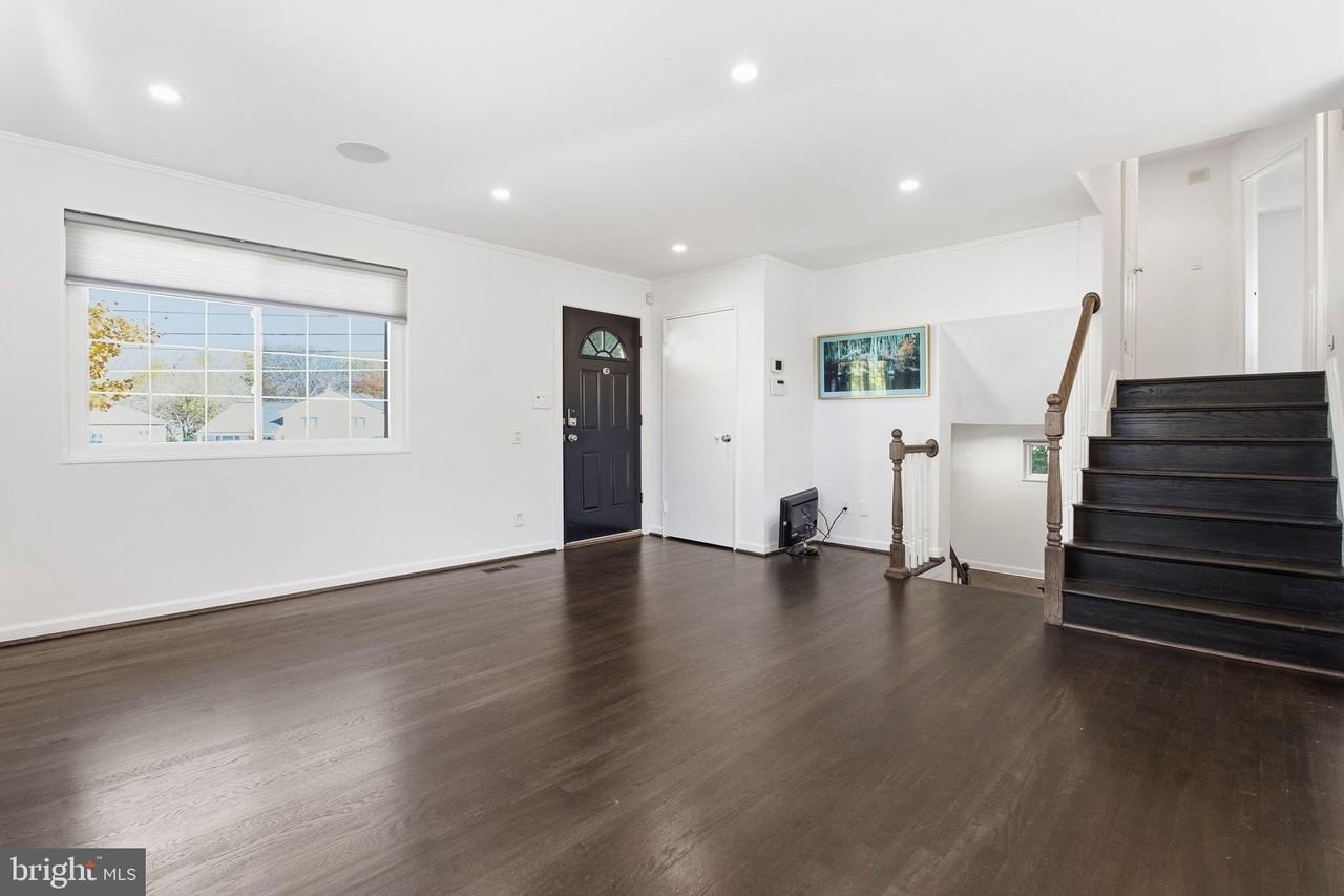 3700 Emily St - Photo 2 of 22