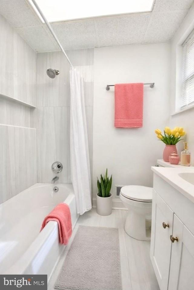 23 N Wycombe Ave - Photo 3 of 43