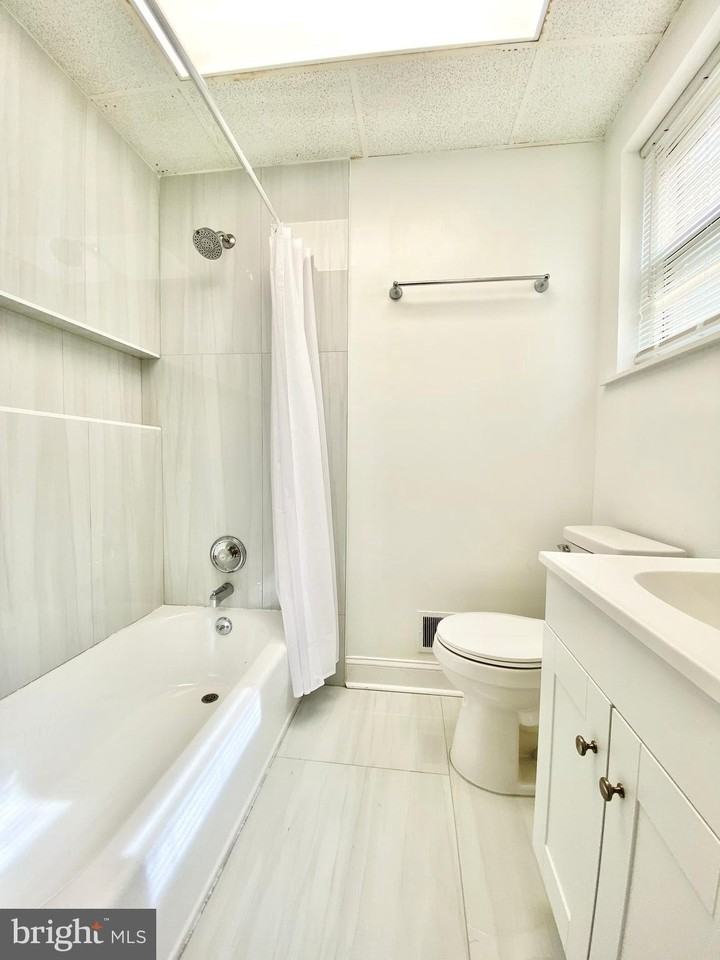 23 N Wycombe Ave - Photo 6 of 43