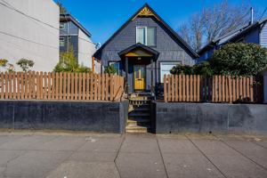 featured image of 4124 N Mississippi Ave #1