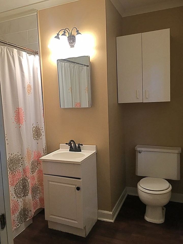 144 Maywood Dr - Photo 3 of 8