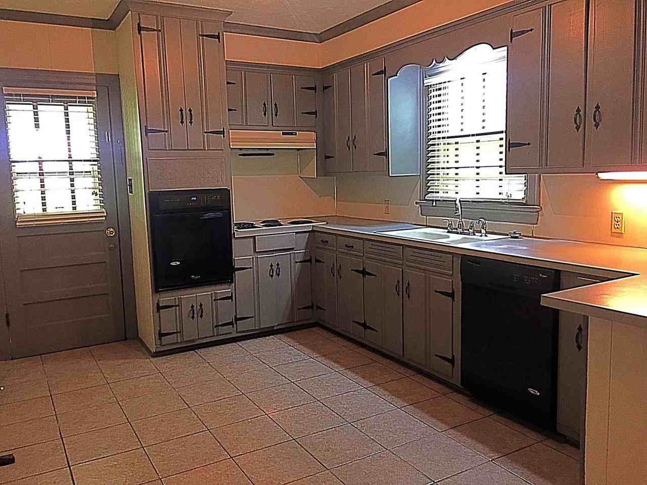 144 Maywood Dr - Photo 7 of 8