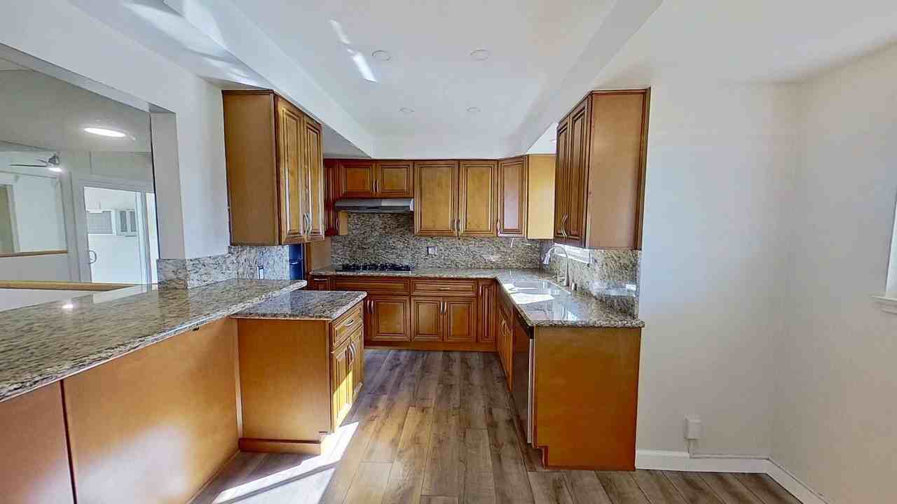 1100 S Jefferson Ave - Photo 6 of 25