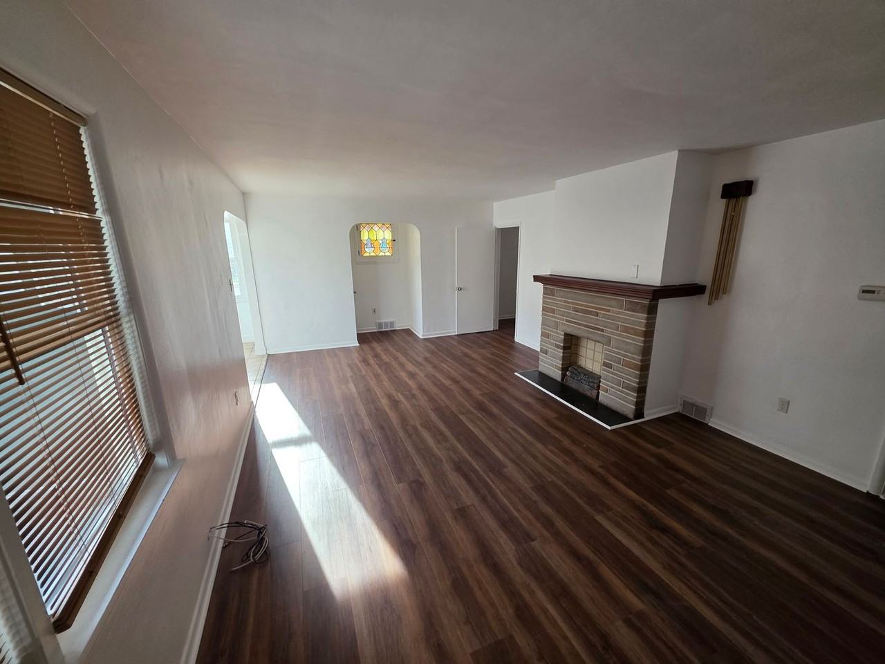 86 Vilsack St - Photo 2 of 28