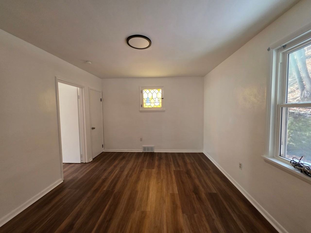 86 Vilsack St - Photo 7 of 28