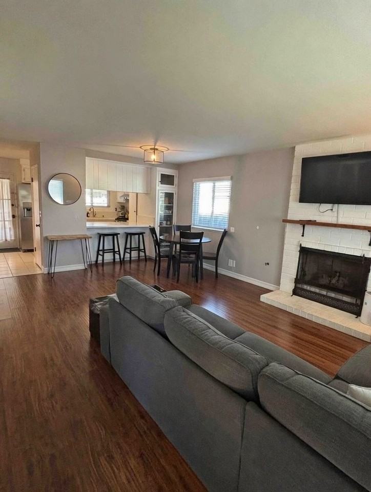 21142 Chesterbrook Ln - Photo 4 of 14