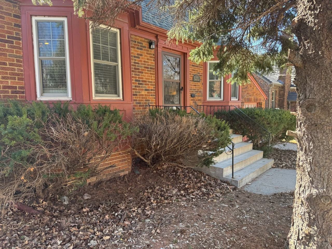 4343 Shirley St - Photo 3 of 35