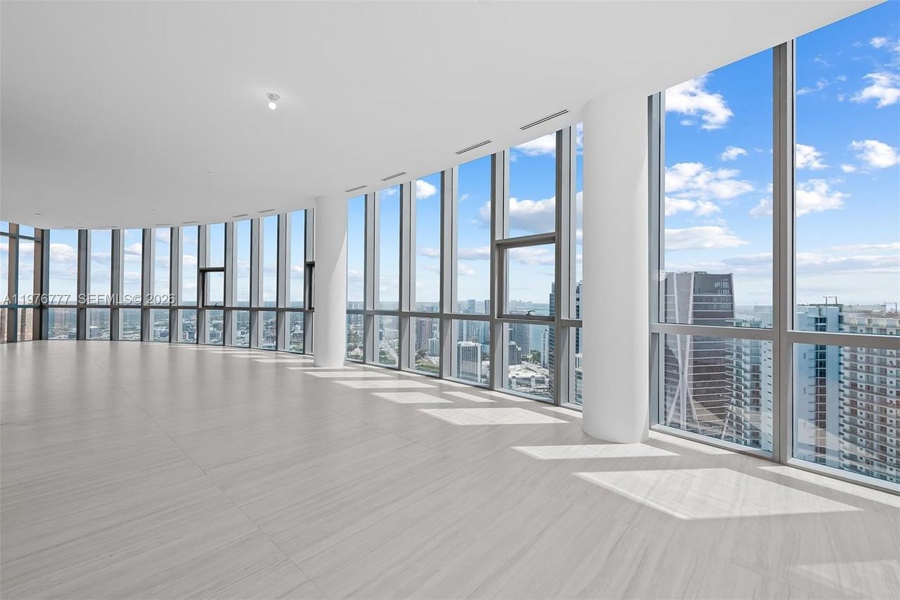 NE 10th St & Biscayne Blvd - Photo 5 of 43