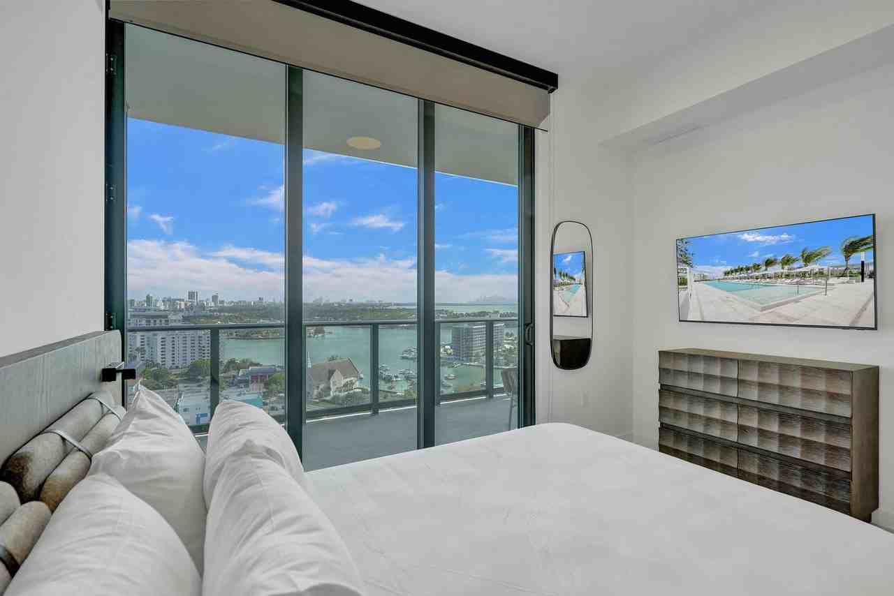 580 72nd St #1263795P - Photo 3 of 32