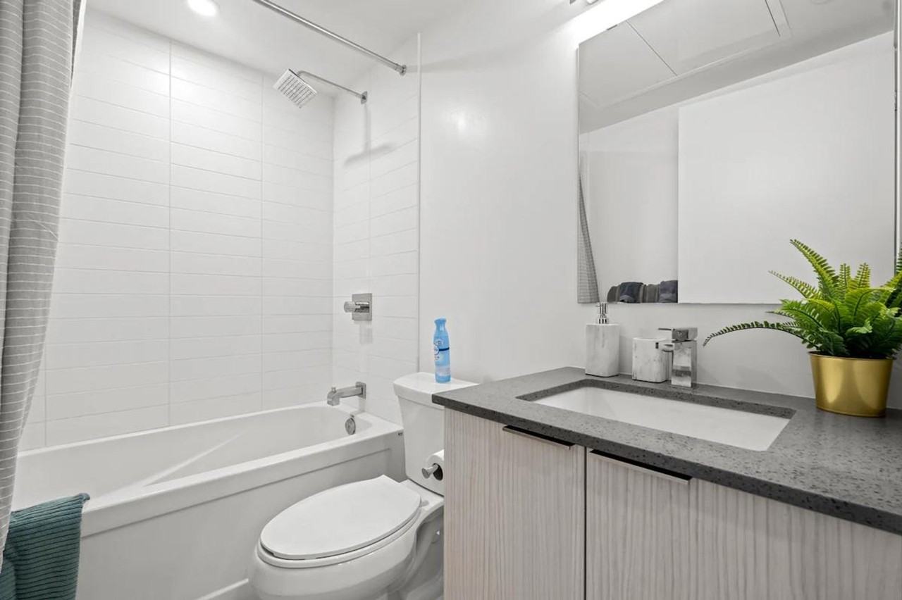 501 Yonge St #1345834P - Photo 6 of 13