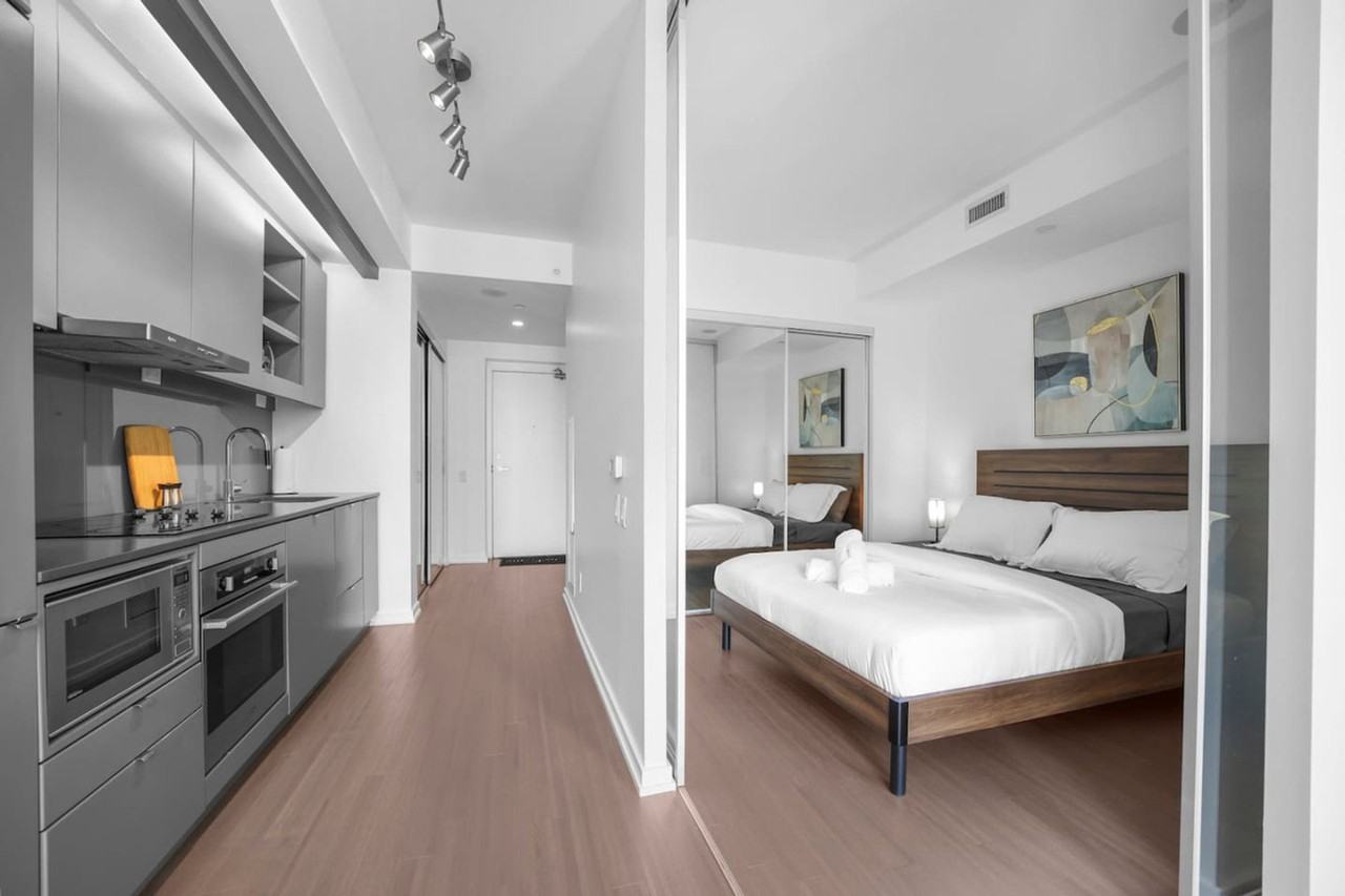 101 Peter St #1388895P - Photo 7 of 24