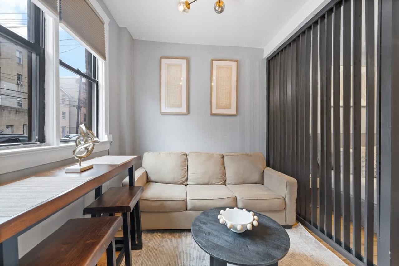 340 Palisade Ave #1470337P - Photo 4 of 29