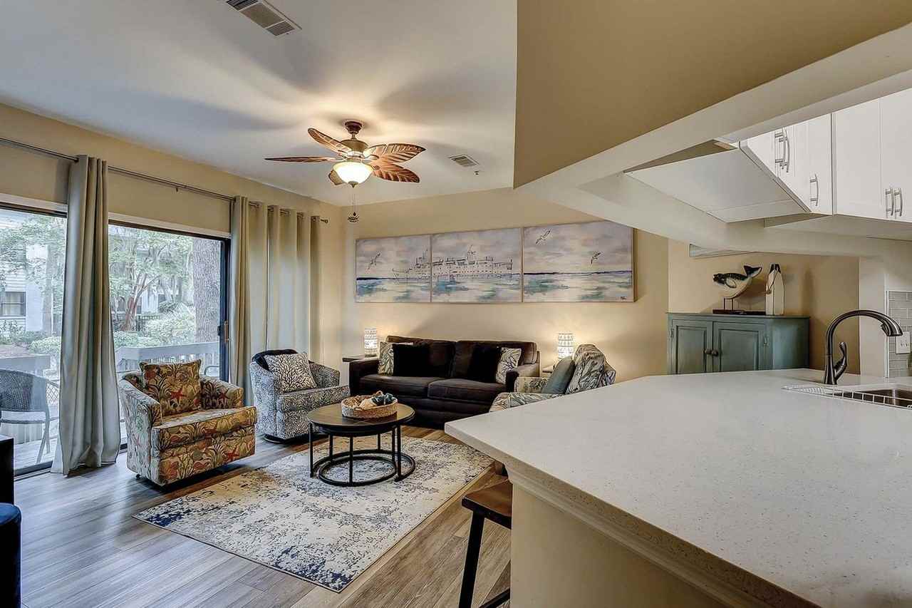 19 Lemoyne Ave #1470518P - Photo 3 of 25