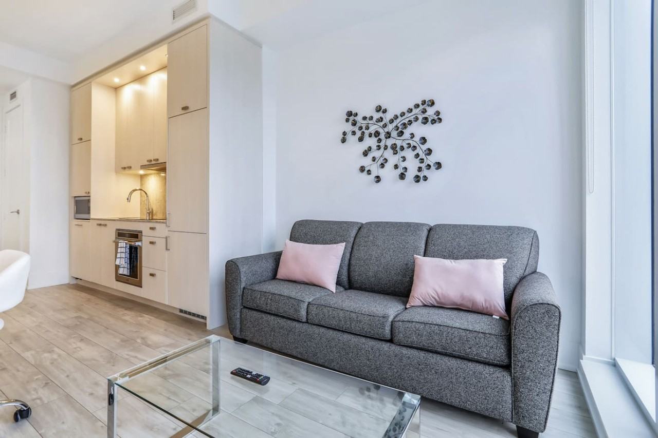 480 Front St W #1471516P - Photo 5 of 16