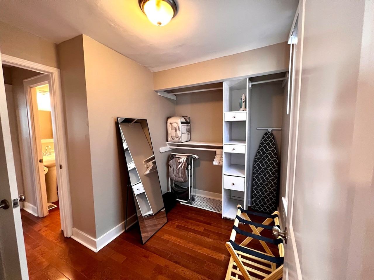 1509 W Clark St #1472869P - Photo 6 of 36