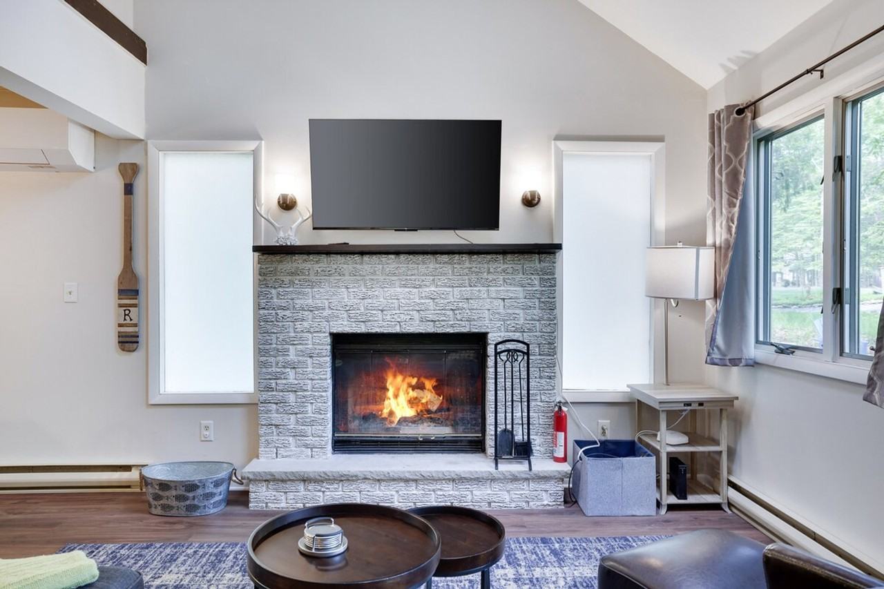 141 Tommys Ln #1032009P - Photo 3 of 50