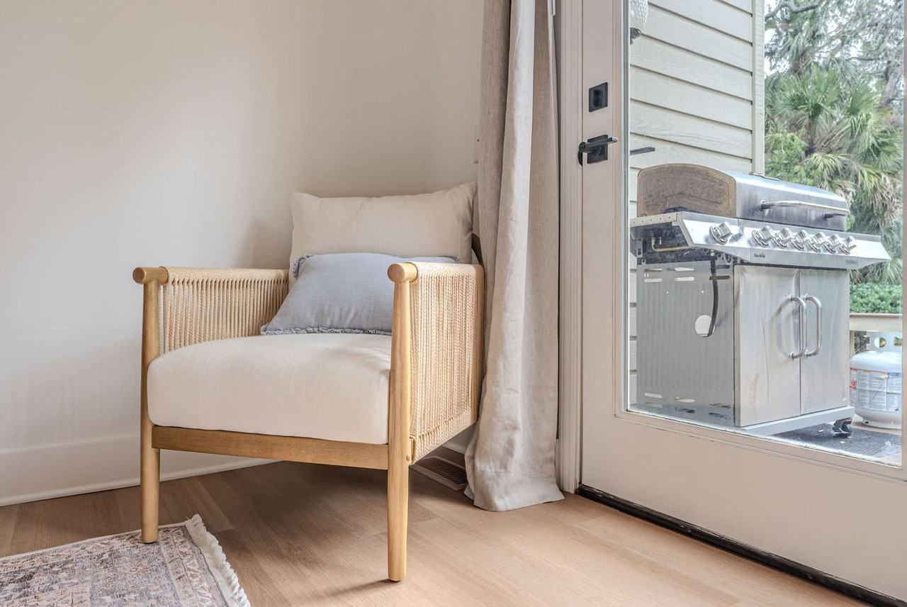 8 Heath Dr #1495735P - Photo 2 of 50