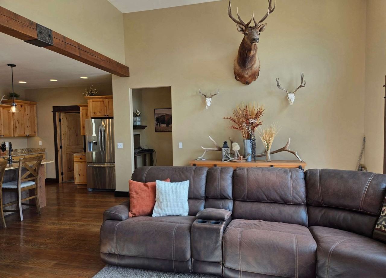 5340 Seabiscuit Dr #1492823P - Photo 6 of 50