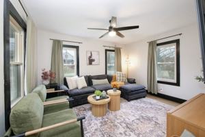 featured image of 303 E Washington St