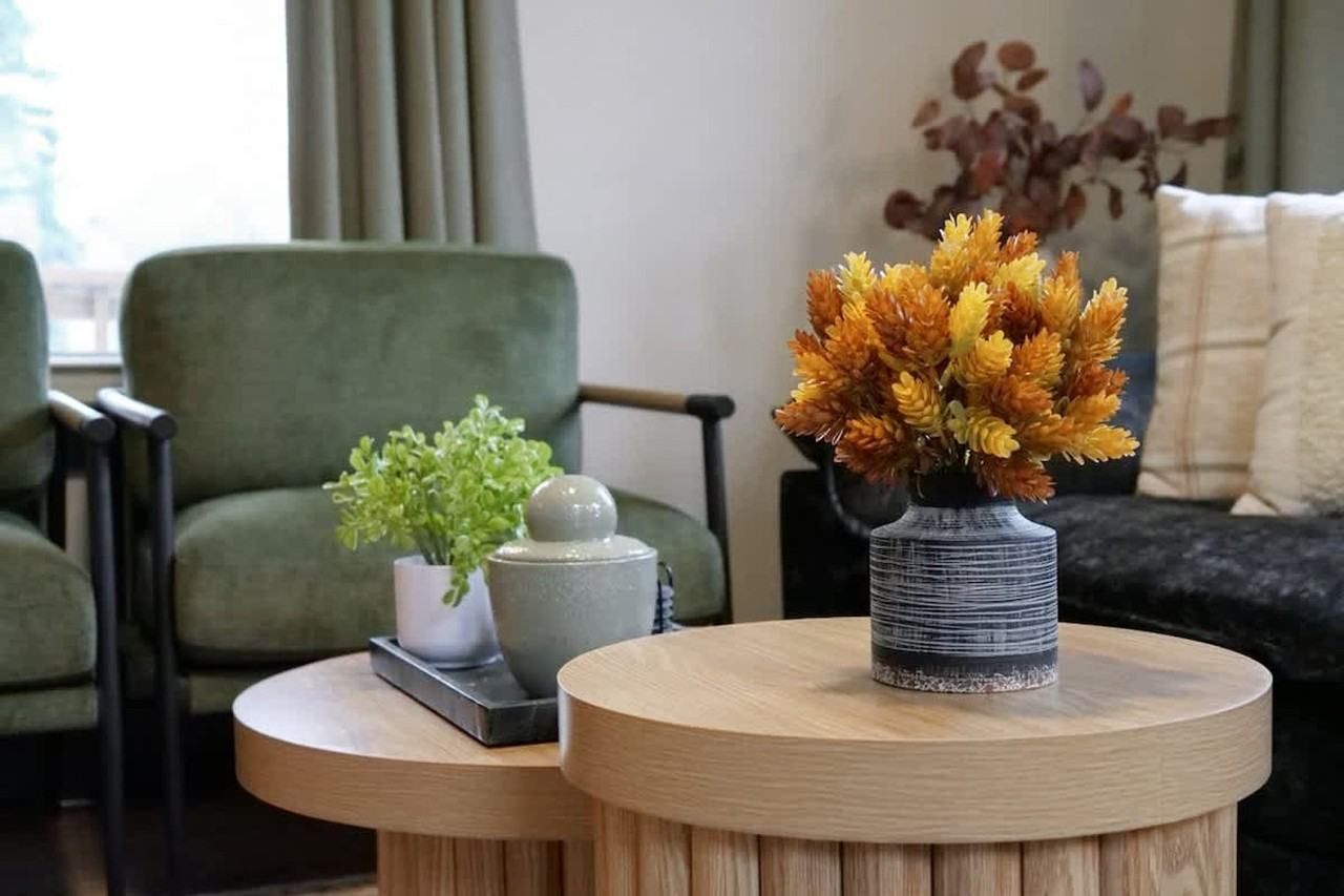 303 E Washington St #1496088P - Photo 3 of 50