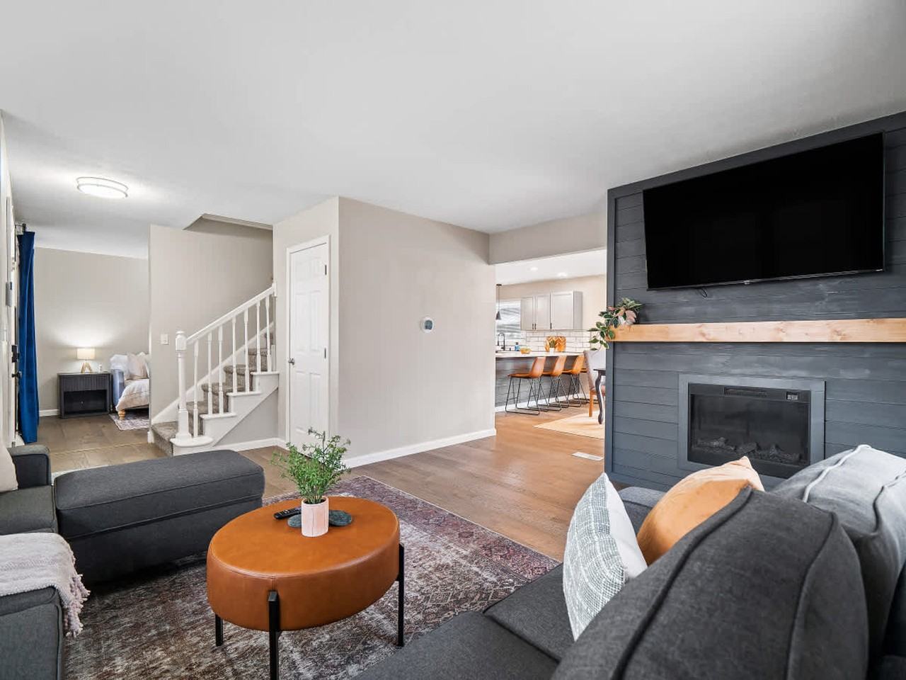 4861 Pineview Dr #1496121P - Photo 6 of 48