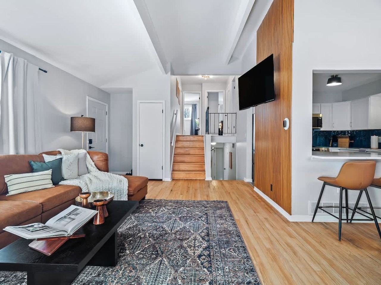 676 Treeside Dr #1496089P - Photo 4 of 48