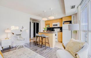 featured image of 81 Bay St