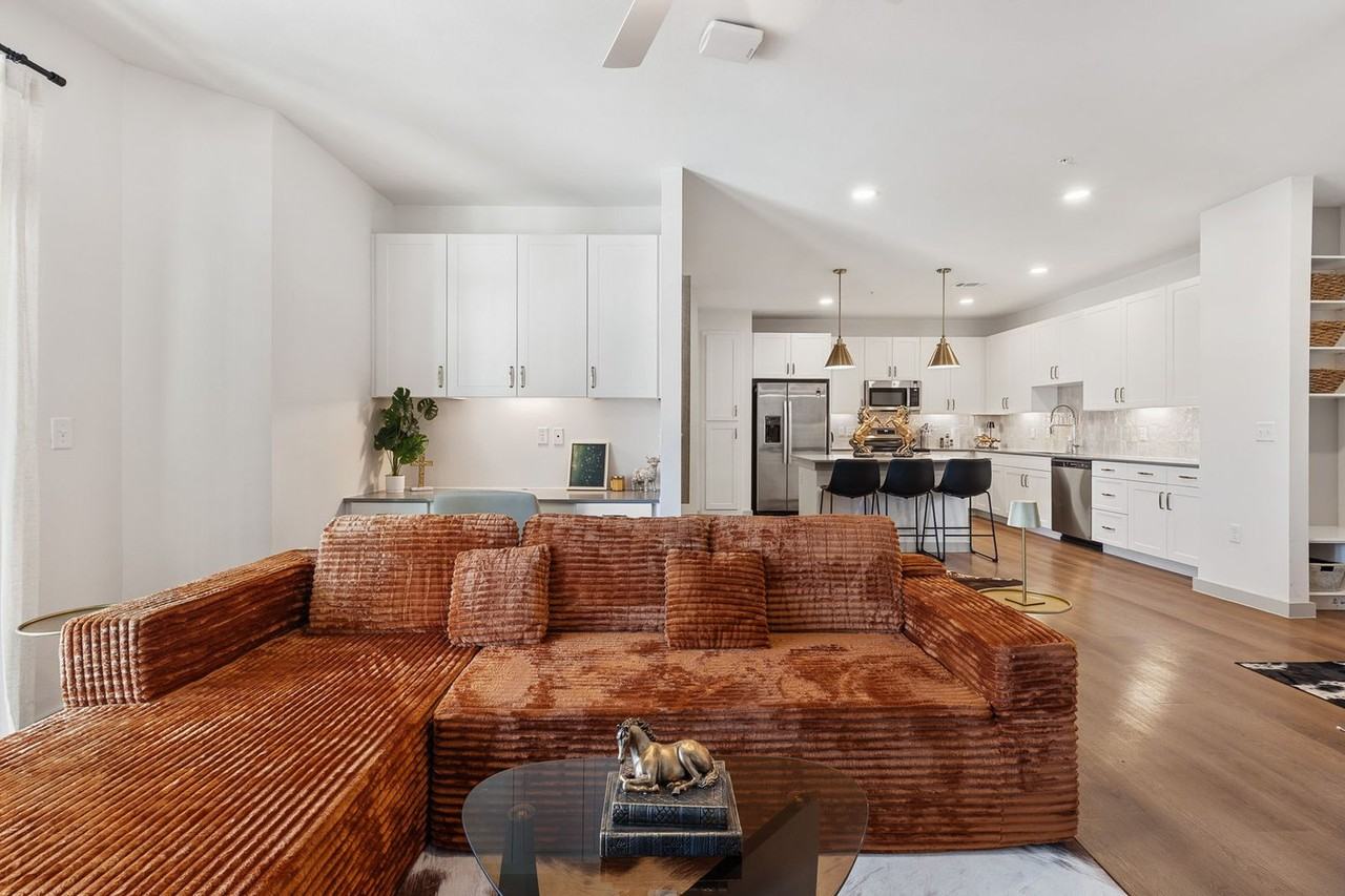 1301 Leah Ave #1499094P - Photo 2 of 50