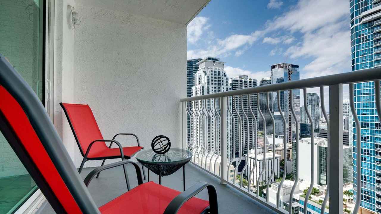 1 Nw 12th St #1492760P - Photo 5 of 19