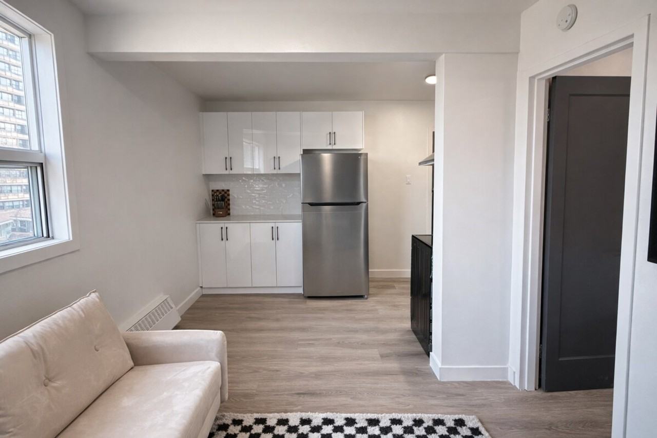 70 Marion St #1498576P - Photo 4 of 13