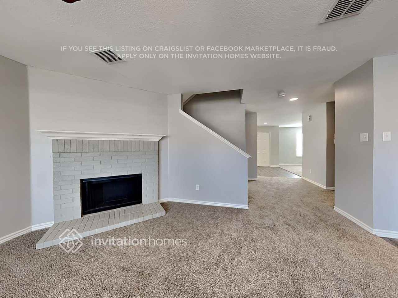 136 Rolling Hills Pl - Photo 4 of 21