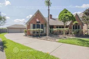 featured image of 2113 Pleasant Valley Dr