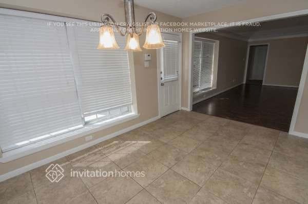 2113 Pleasant Valley Dr - Photo 6 of 29