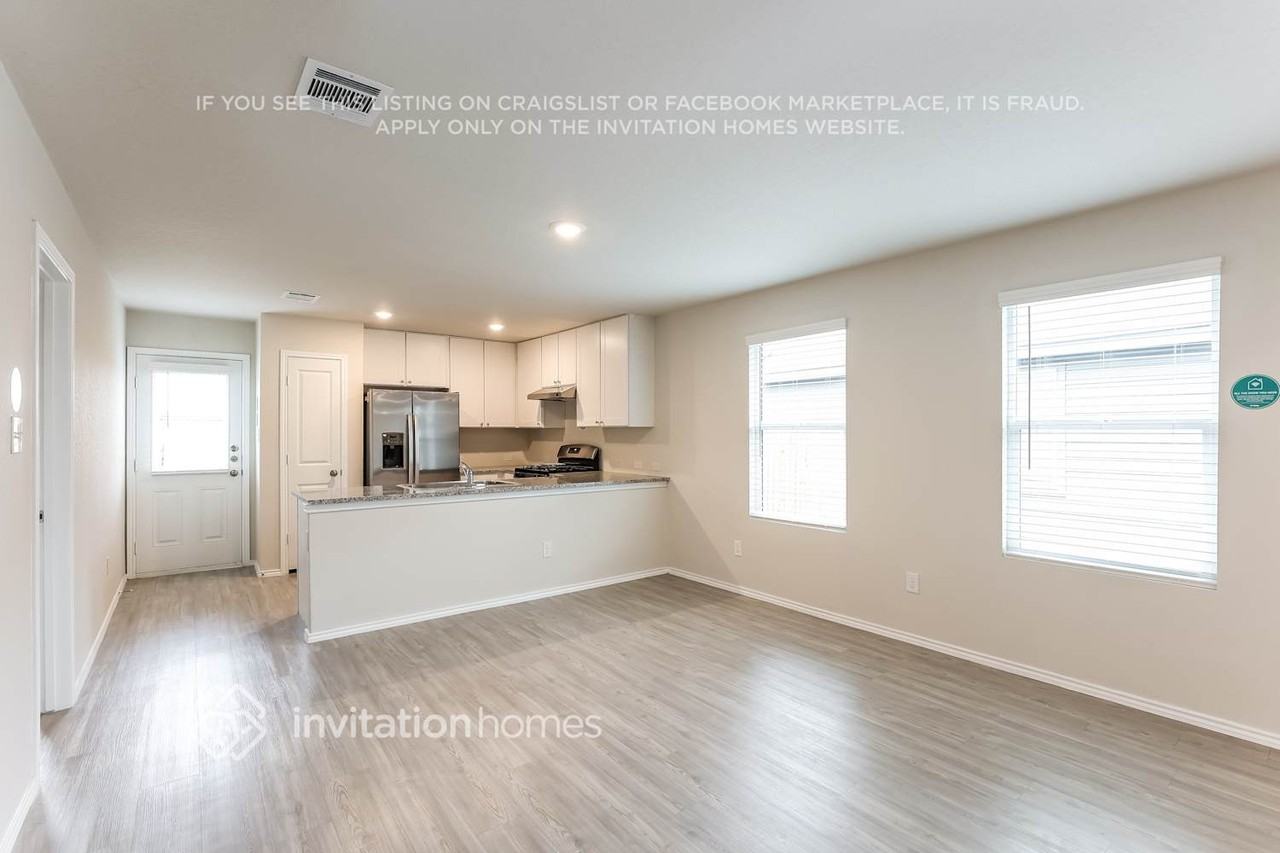 14650 Calaveras Crk - Photo 5 of 22