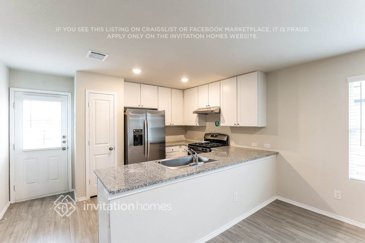 14650 Calaveras Crk - Photo 7 of 22