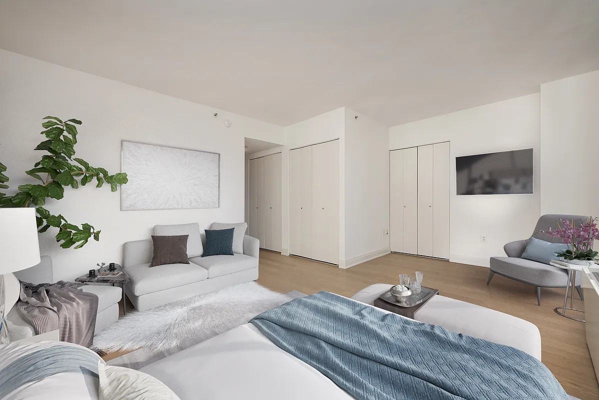 2nd Ave & E 34th St #817 - Photo 3 of 10