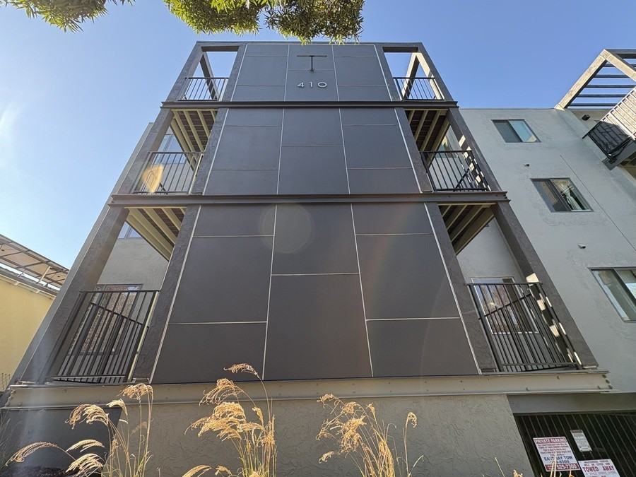 410 Evelyn Ave - Photo 3 of 5