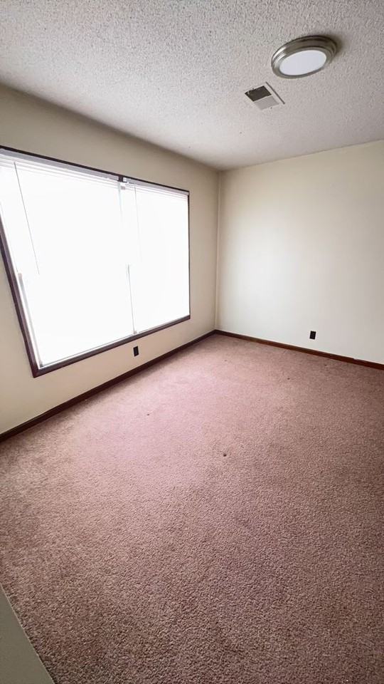 Royal Heights Lake View - Photo 2 of 12