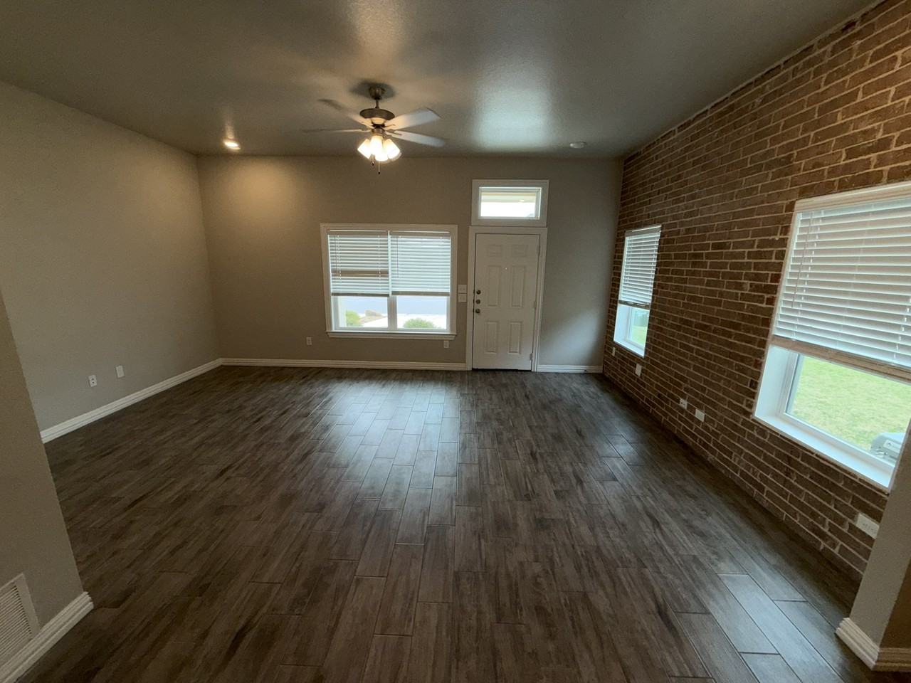 516 Wrigley Lane - Photo 7 of 14