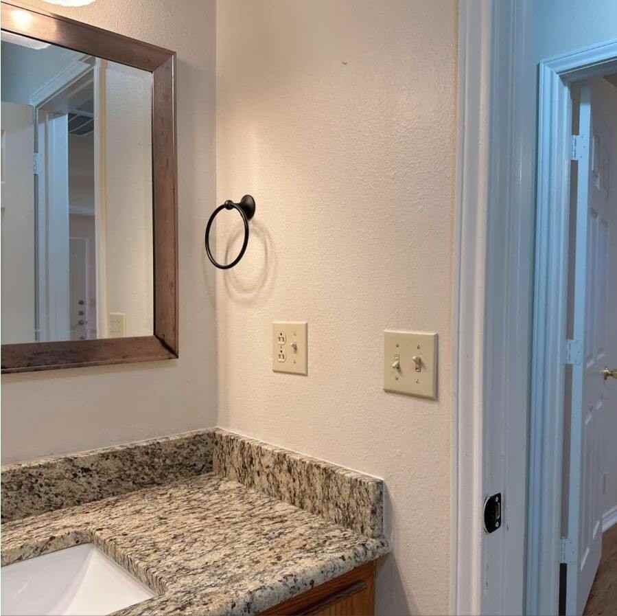 106 N Shaw St #106 - Photo 7 of 19