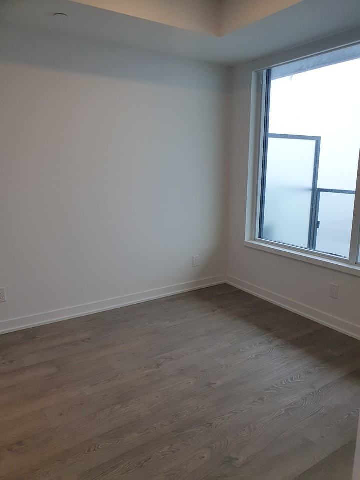 1926 Lake Shore Boulevard West #3905 - Photo 5 of 16