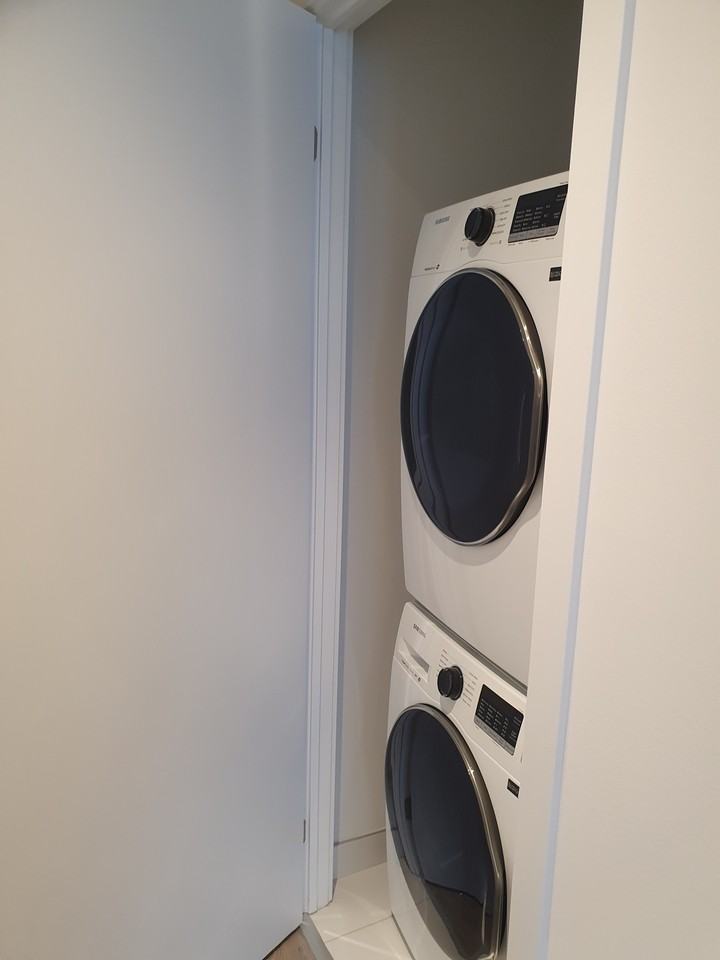 1926 Lake Shore Boulevard West #3905 - Photo 6 of 16