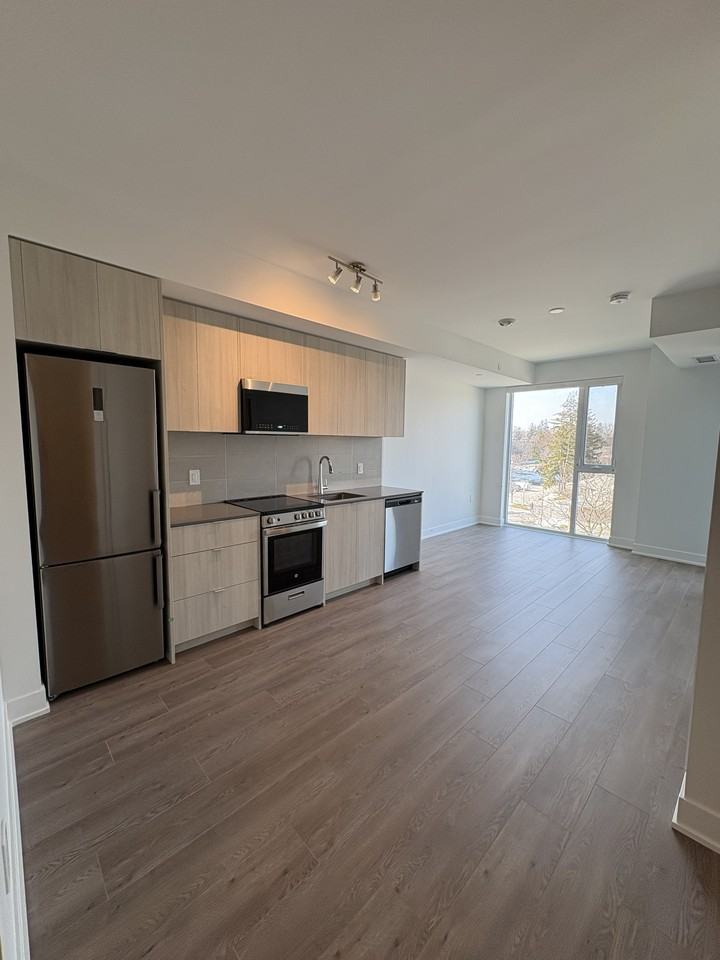 2088 James Street #313 - Photo 7 of 12