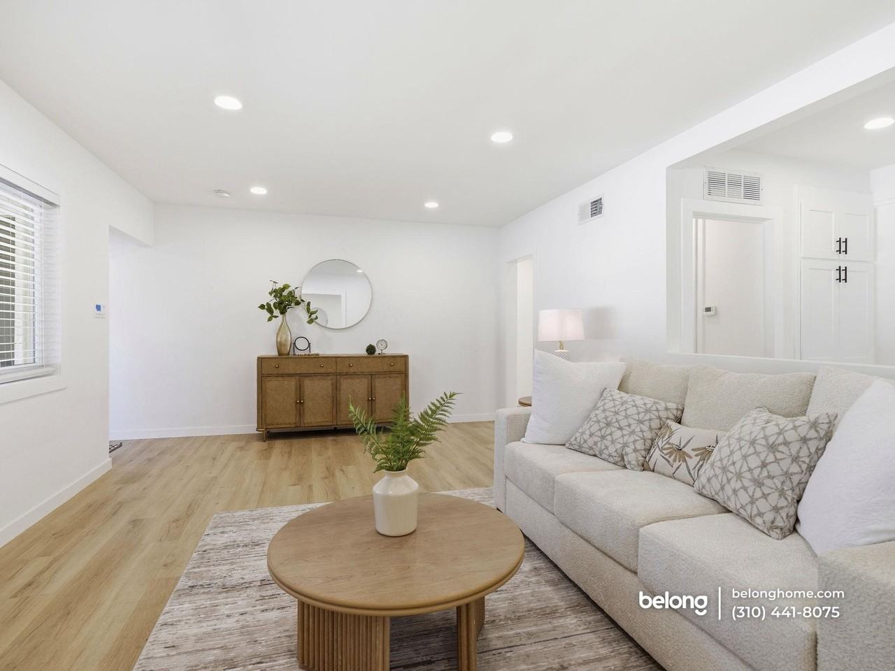 8446 Penfield Ave - Photo 7 of 30