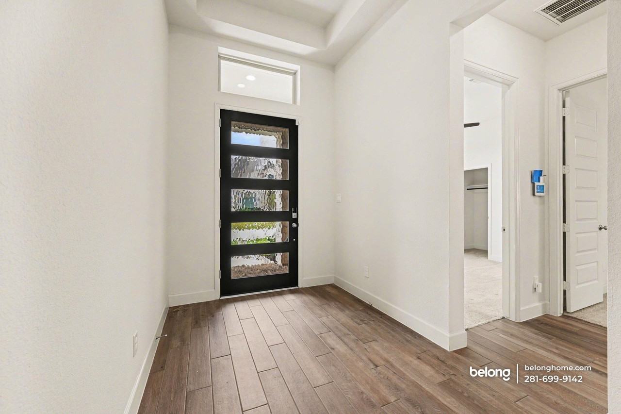 9827 Starry Night Ln - Photo 6 of 31